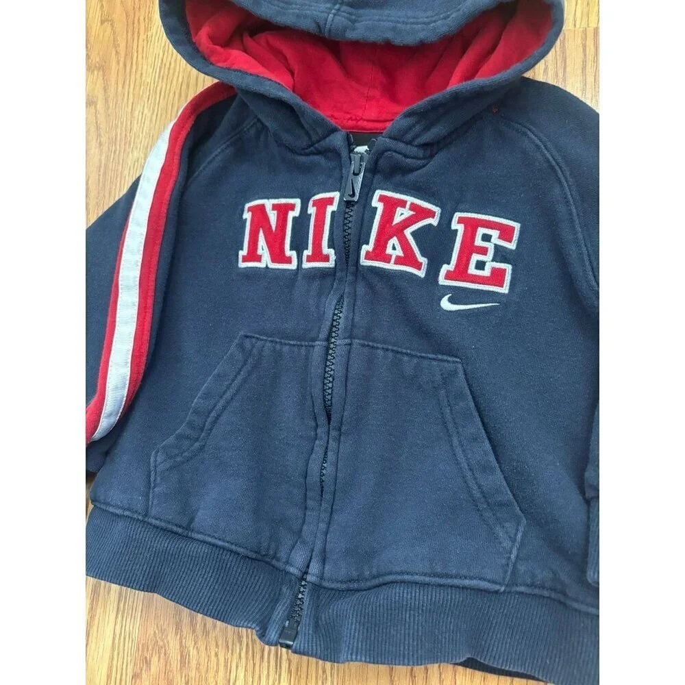 Nike size 2t